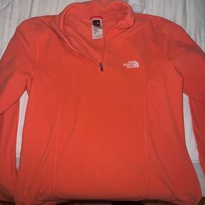 North face pullover